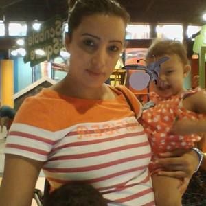 Meet your Posher, Afef